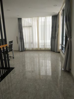 [Cent Cộng Hòa Plaza] Great volume 180 M2 (3 bedroom 3 toilets)