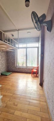 The guest room has a cool balcony