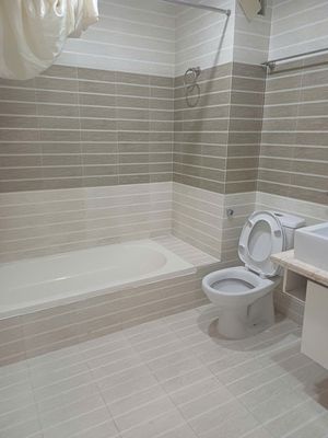 Renting apartments to the final apartment, 11th, 140 meters, 3 bedrooms, Thnag card machine.