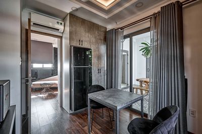 Rent two bedrooms - private passage, major in Science, Seven Goods, District 10, District 3.