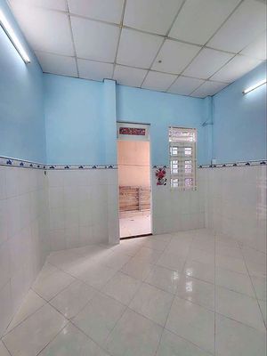 Two bedrooms. Two toilets near the Front, District 5.