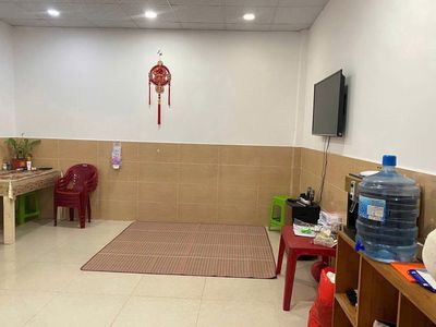 Hot! Two bedrooms. Two Lê Văn Thọ toilets.