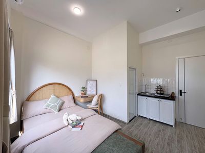 New studio has elevators, full interiors, vhu, ueh, parcmall District 8