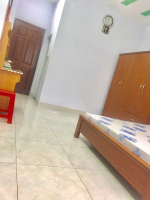 Only 2-2 rooms left. - Bring your suitcase.