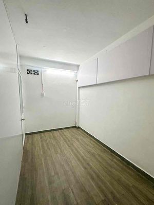 New room, nice clean-- for girls rent, Huỳnh Tấn Phát Road.