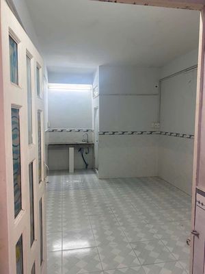Rent room is cheap.