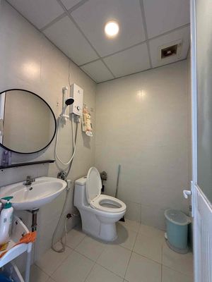 Rent the corner of the three bedrooms 2 toilets - the interior is available - 9 million a month.