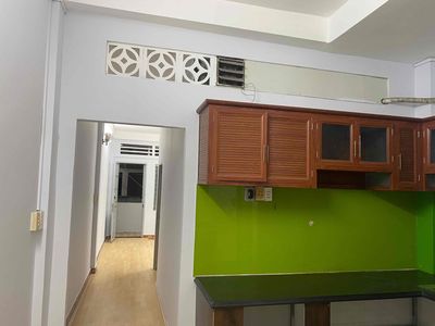 Rent an empty apartment. You can enter immediately.