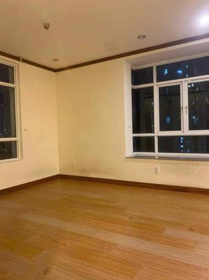 Rent a two-room apartment. One bathroom.