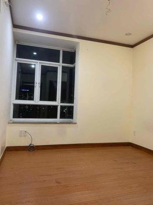 Rent a two-room apartment. One bathroom.