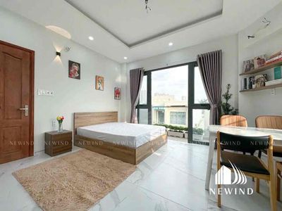 The balcony is now Dương Quảng Hàm_vlu cs3 full of security