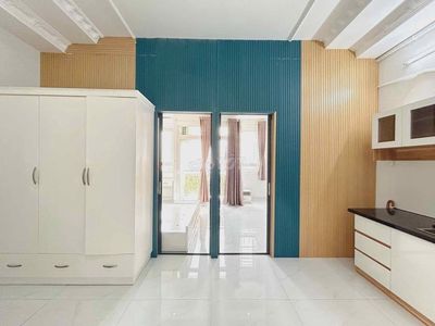 2 Bedroom - 50 m - balcony - Full Internal - cheap Phú Nhuận