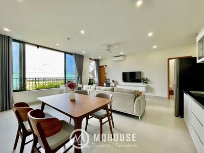 Penhouse 70 M2 right Hoàng Hoa Thám_1 bedroom + one living room with a garden.