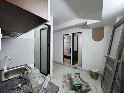 Rent two bedrooms. Two air conditioning. Two closets.