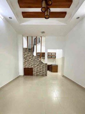 The owner rents the house cheaply - 2 bedrooms 7 good