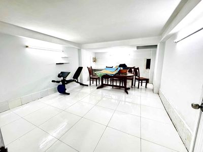 A full house 4*16 meters 1 3 bedroom 2 alley toilet Nguyễn Văn Công