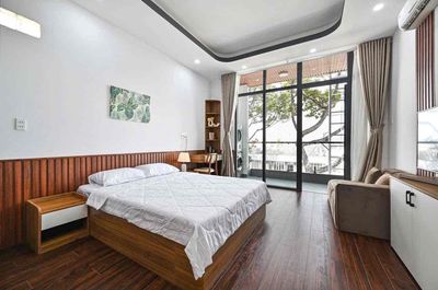 7,000,000 apartments. One balcony bedroom.