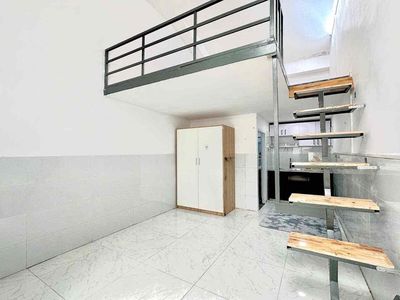 Rent the House of Seven Close to the Office of the Constitution of Sen-6.