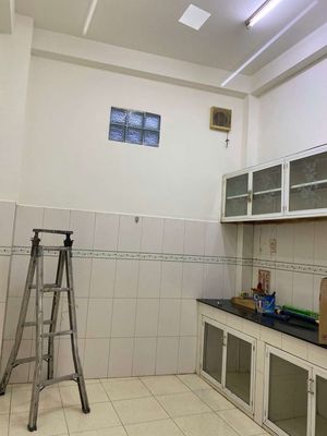 4 floors - Trần Xuân Soạn - 4 bedroom 2 toilet - 12 million a month