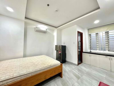Sky Window studio - full interior, elevator, E.town, hht