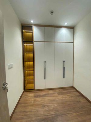 Rent two bedrooms. One bathroom 54 m DA past District 8 full interior. It costs 14 million a month.