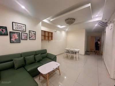 Rent a man's apartment. Two bedrooms with an interior of 3.5 million.