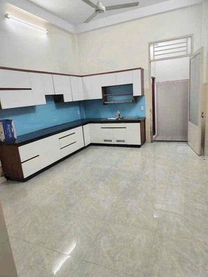 Rents a Thới An 20 low-priced Thới An 20 District 12 bordering 254-foot five-story bedroom 4 million vip toilets