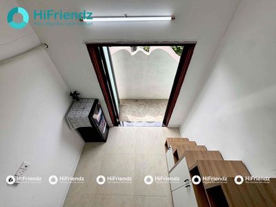 Dupex has a super-split balcony.