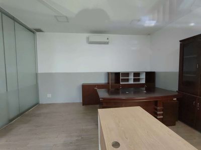 office building - furniture available, air conditioning - car park