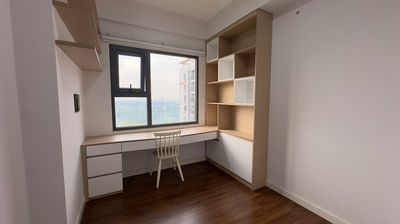 Rent the corner of three bedrooms, two Lovera Vista Mt. Full interiors for 10 million