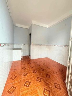 Rent a two-sided Thạnh Xuân corner near the District Market of 12.