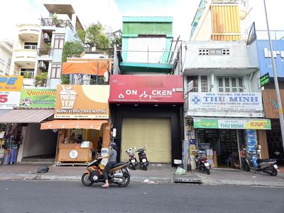 4/4 mx18 m house Tô Hiến Thành, Old 10 District Front of Chi Chi Minh