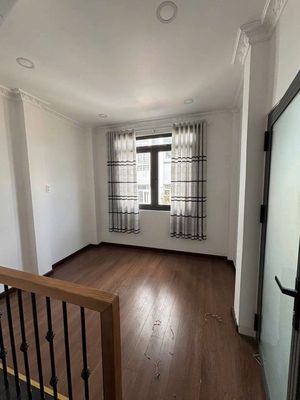Tô Hiến Thành alley, 10 - 6 x 10 meters, 4th floor (4 bedroom 5 toilets) - 33 million