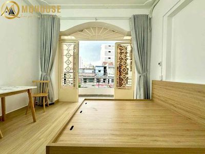 Open two bedrooms, two Balcon toilets, new interior Nơ Trang Long.