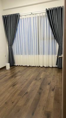 Rent the apartment of Flora Panfori. Two bedrooms. A balcony toilet.