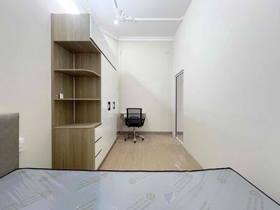 Master of the House of the New Guardian, one bedroom - One room 40 m2 Full Seven.