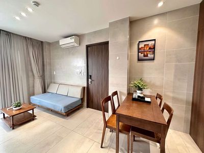 The 1st Bedroom 2 E.R.2 Bedrooms.
