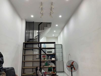 Rent a new two-room three-size bathroom full interior. 539 Trần Hưng Đạo.