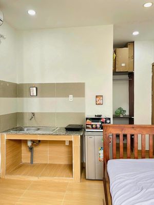 Rent Studio Full House 42/ hoàng hoa thám District 1 only 10 p