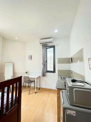 Rent Studio Full House 42/ hoàng hoa thám District 1 only 10 p