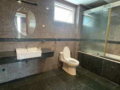 Rent a Phú Hoàng Anh-3 bedroom. Three toilets for 14 million.