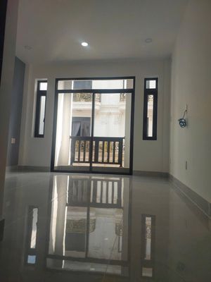 To rent the Bình Hưng Hòa embassy to complete four floors.