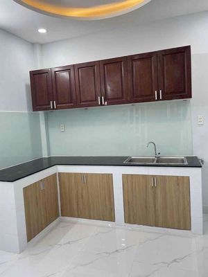 Two bedrooms, two toilets, nine million.