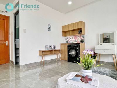 - Open the apartment - there's an electric car charge - full high-end furniture