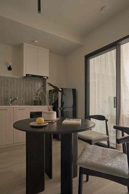 Advanced Services apartment 1 full interior (now bixtower)