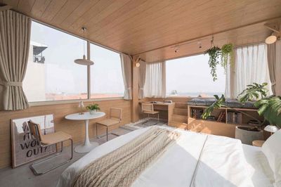 Rent a high-end kitchen divorce apartment in Trương Định District 3 beautiful view cheap