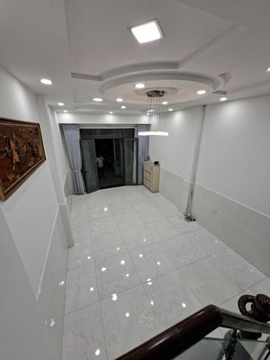 The new building 12 feet of Firefly 4 x 20 m 4 floors 4 bedrooms near cv,picormart bt