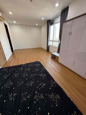Rent room toster in the Vietnamese apartment.