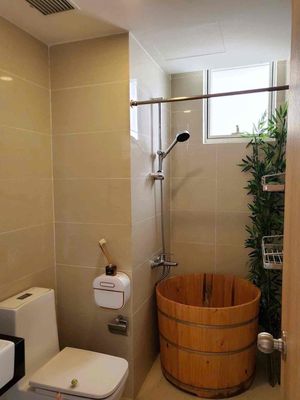 Rent a Golden Mansion apartment. Three bedrooms. Two toilets, 95 meters, near ts.