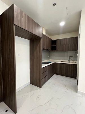 There's two bedrooms left, two toilets, 96 meters, six million in shock with car, ntcb.